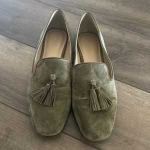 Ann taylor green shoes!!!